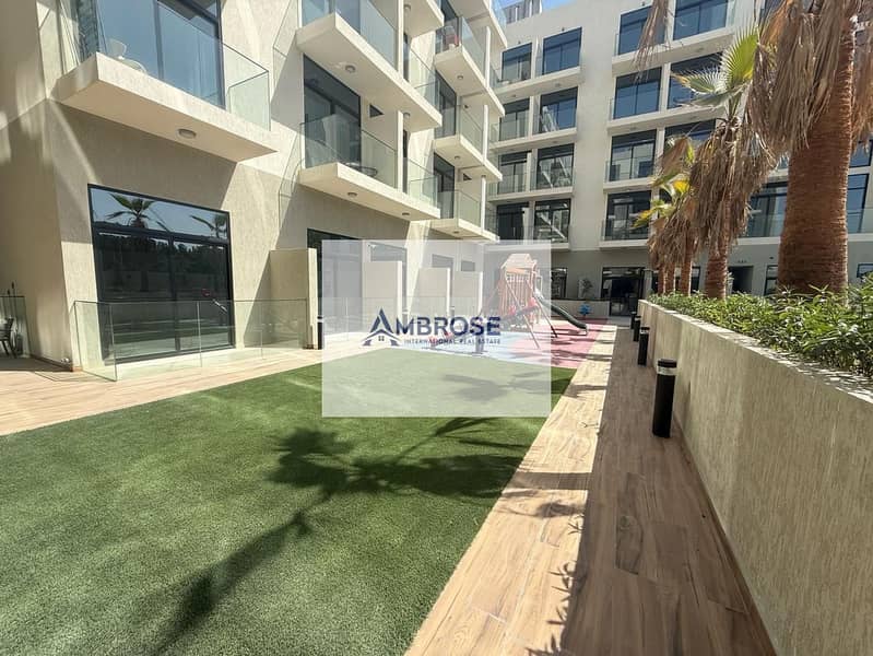 Fitted Kitchen | chiller under Dewa | Pool view - Image 9