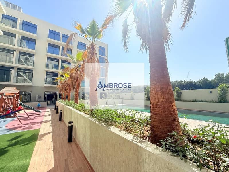 Fitted Kitchen | chiller under Dewa | Pool view - Image 10