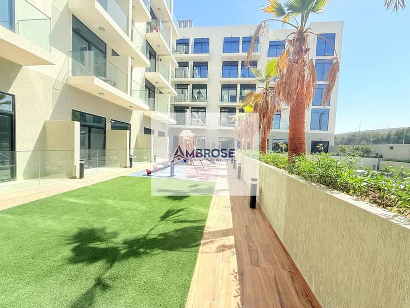 Fitted Kitchen | chiller under Dewa | Pool view - Image 13