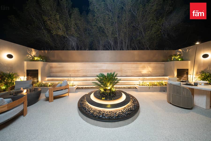 Luxury Terrace | Bonfire & Fountain Luxury Terrace | Bonfire & Fountain