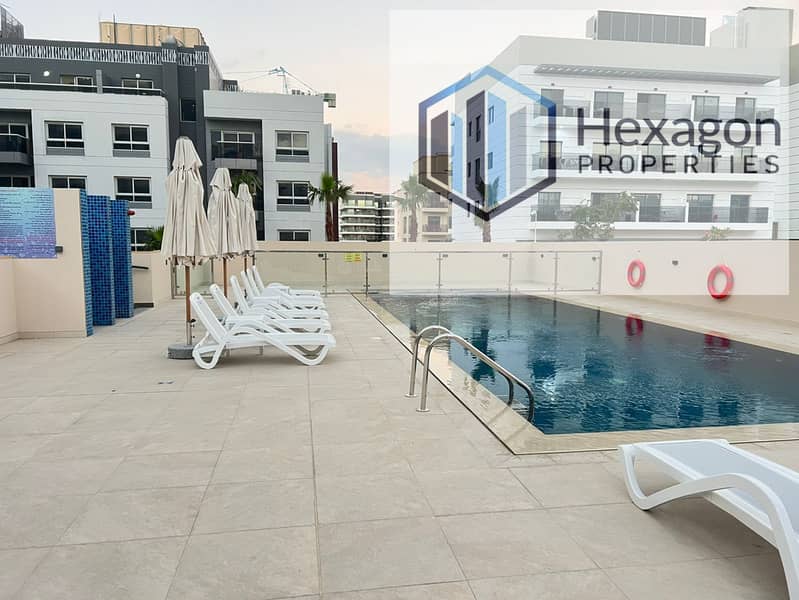 Open-Plan Studio | Glorious Central | Balcony & Pool Access - Image 18