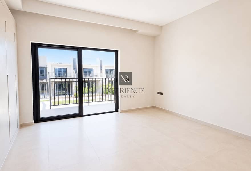 2 BEDROOM + MAID | VACANT | UNFURNISHED | MOVE IN - Image 8
