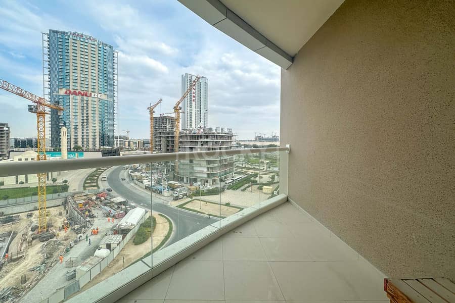 10 Siraj Tower-5. jpg