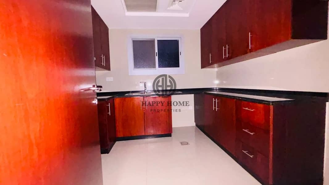 5 kitchen. jpg