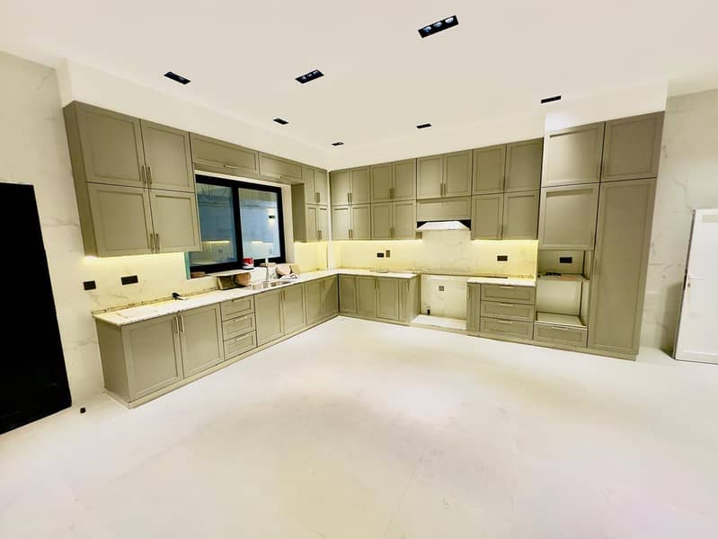 23 c6830aff-dff7-4ce7-9de0-5dd476ce7b85. jpg
