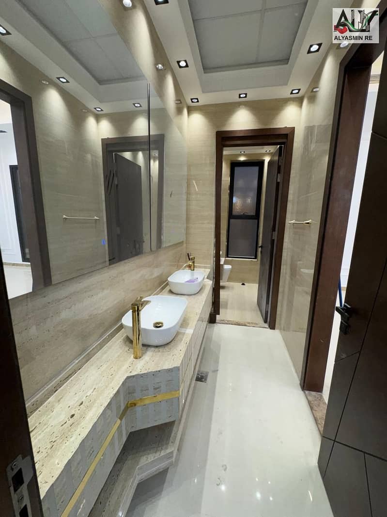 11 WhatsApp Image 2026-05-17 at 8.36. 43 PM (4). jpeg