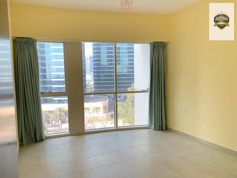 8 7a4acad8-6df6-455e-ad92-ebf5c8e6d1a2. jpg