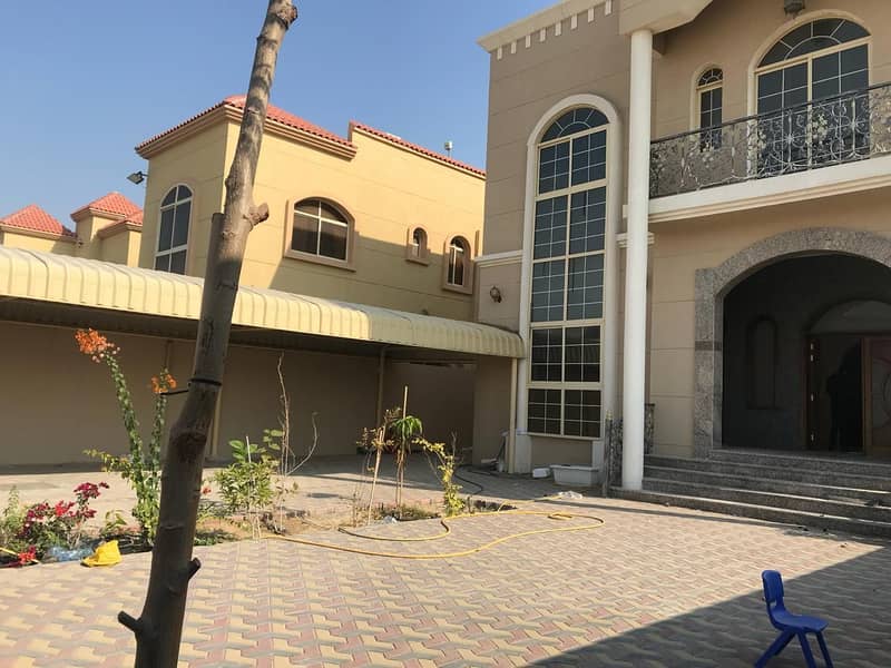 Вилла в Аль Мовайхат，Аль Мовайхат 1, 5 спален, 75000 AED - 4451335