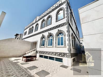 8 Cпальни Вилла в аренду в Хоши, Шарджа - 21edb681-e09e-4898-b015-70c263a27e0f. jpg 8 Cпальни Вилла в аренду в Хоши, Шарджа - 21edb681-e09e-4898-b015-70c263a27e0f. jpg