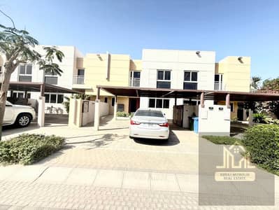 4 Bedroom Townhouse for Rent in Al Zahia, Sharjah - ece69c63-c0d4-4034-892f-fadfd80c1dcf. jpg 4 Bedroom Townhouse for Rent in Al Zahia, Sharjah - ece69c63-c0d4-4034-892f-fadfd80c1dcf. jpg