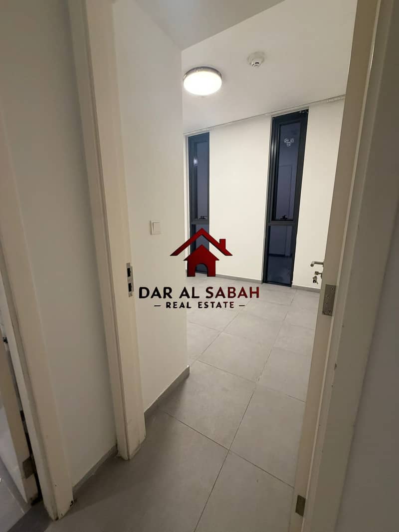 8 1000129136. jpg