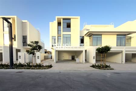 4 Bedroom Townhouse for Sale in Mohammed Bin Rashid City (MBR City), Dubai - Type D I Full Corner I Best Location I 4 Bedroom Townhouse for Sale in Mohammed Bin Rashid City (MBR City), Dubai - Type D I Full Corner I Best Location I
