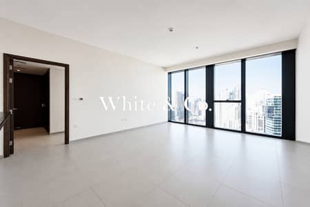 1 Bedroom Apartment for Sale in Downtown Dubai, Dubai - High floor | Spacious unit | Vacant now 1 Bedroom Apartment for Sale in Downtown Dubai, Dubai - High floor | Spacious unit | Vacant now