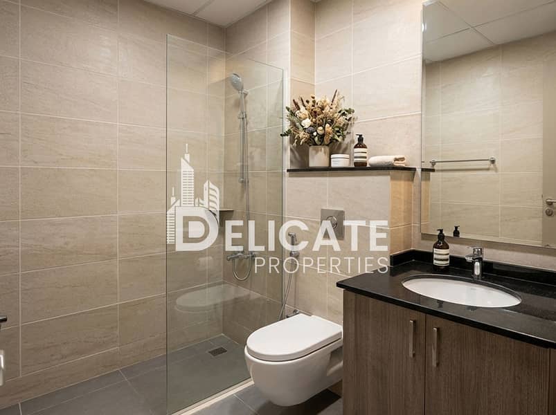 8 Washroom 2. jpg