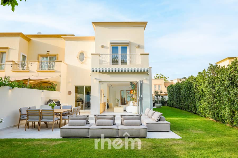 Fully Upgraded 3 BR Villa | Private Garden Fully Upgraded 3 BR Villa | Private Garden