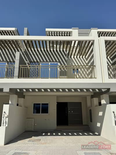 3 Bedroom Villa for Rent in DAMAC Hills 2 (Akoya by DAMAC), Dubai - Luxury 3-Bedroom TH| Vacant Now | Camelia Community 3 Bedroom Villa for Rent in DAMAC Hills 2 (Akoya by DAMAC), Dubai - Luxury 3-Bedroom TH| Vacant Now | Camelia Community