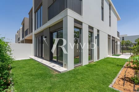 4 Bedroom Townhouse for Rent in Tilal Al Ghaf, Dubai - Single Row | Closed Kitchen Appliances | Corner 4 Bedroom Townhouse for Rent in Tilal Al Ghaf, Dubai - Single Row | Closed Kitchen Appliances | Corner