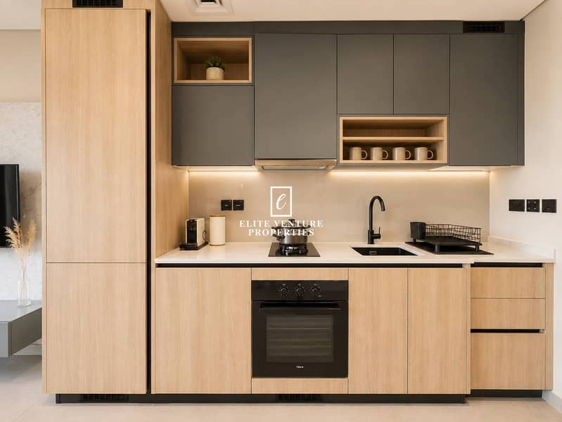 Park View | Fully Furnished | Prime Location - Image 6