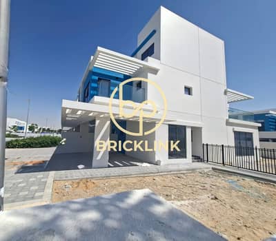 5 Bedroom Villa for Rent in DAMAC Lagoons, Dubai - WhatsApp Image 2026-05-19 at 12.16. 46 PM. jpeg 5 Bedroom Villa for Rent in DAMAC Lagoons, Dubai - WhatsApp Image 2026-05-19 at 12.16. 46 PM. jpeg