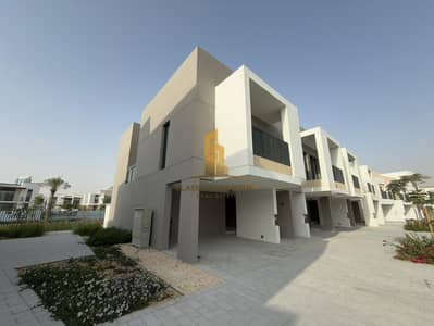 3 Bedroom Townhouse for Rent in Arabian Ranches 3, Dubai - SKYLIGHT | BRAND NEW | MODERN | CORNER UNIT