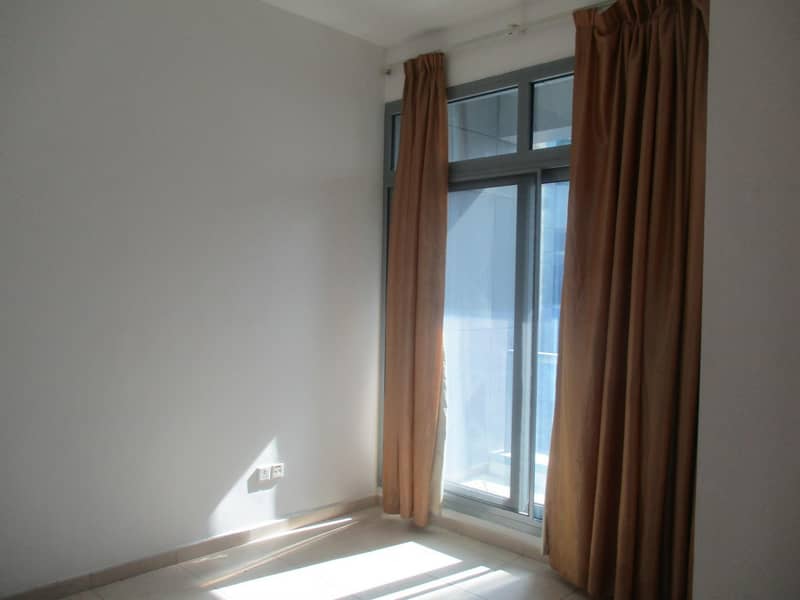 Exotic 3 Bedroom Apartment with Sea View Close to Beach Available for Rent in Palm Jumeirah