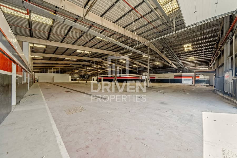 Lagerhalle in Al Quoz,Al Quoz Industrial Area,Al Quoz Industrial Area 2, 3073910 AED - 15240354 Lagerhalle in Al Quoz,Al Quoz Industrial Area,Al Quoz Industrial Area 2, 3073910 AED - 15240354