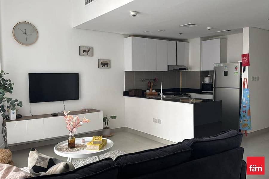 Fully Furnished | Fully Renovated | Pool View Fully Furnished | Fully Renovated | Pool View