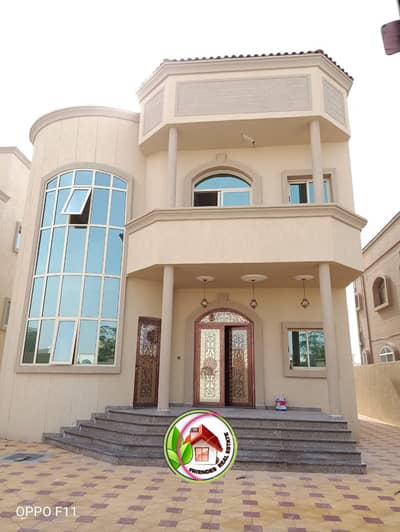 Wonderful villa, European design, large area, close to all services freehold, directly from the owner and without commission for the office Wonderful villa, European design, large area, close to all services freehold, directly from the owner and without commission for the office