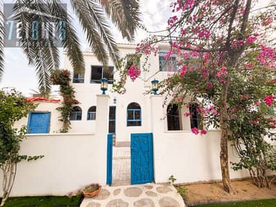 Villa in Affitto a Jumeirah, Dubai - main. jpg