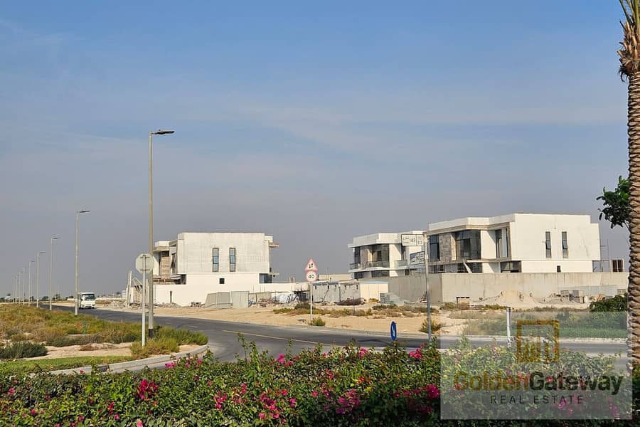 7 jebel-ali-hills_S9W6y_xl. jpg