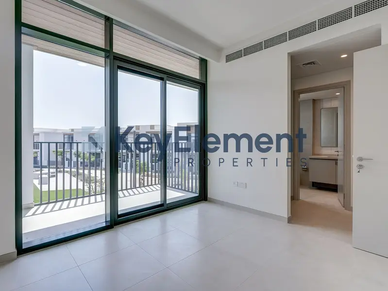 Corner Unit | Near Amenities | Vacant