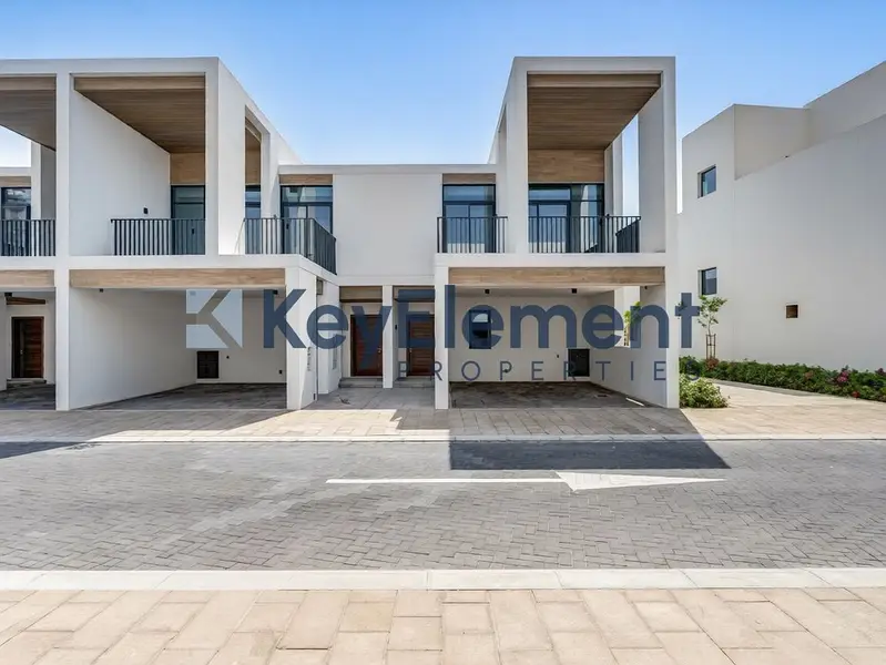 Corner Unit | Near Amenities | Vacant