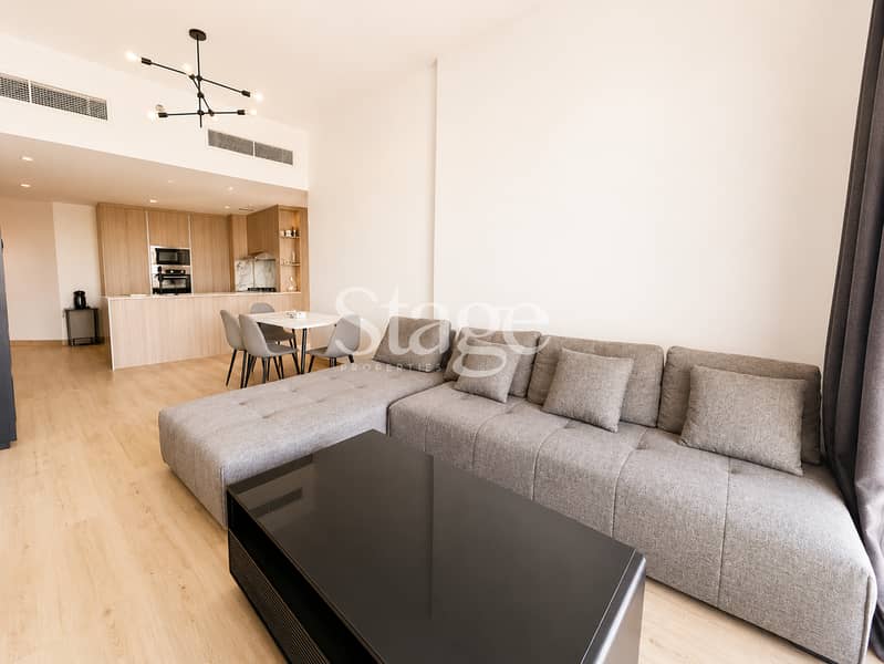 Spacious Layout | Modern 2.5 BR | Ideally Located - Image 2