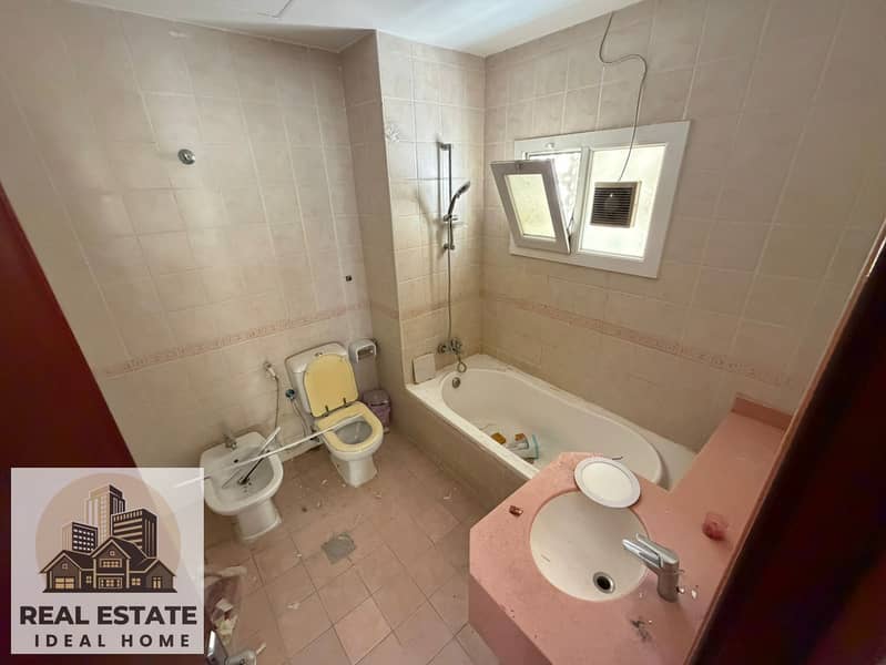4 81861cfe-2a13-4493-9027-6985c766c417. jpeg