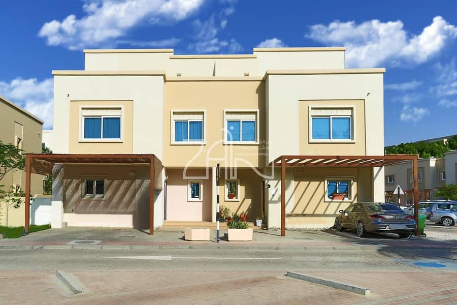 Spacious 5 BR Villa with Private Pool and Garden Spacious 5 BR Villa with Private Pool and Garden