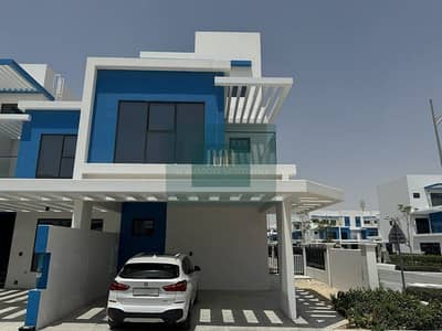 5 Bedroom Townhouse for Sale in DAMAC Lagoons, Dubai - GENUINE END CORNER UNIT| LOWEST MARKET PRICE| ALMOST HANDOVER 5 Bedroom Townhouse for Sale in DAMAC Lagoons, Dubai - GENUINE END CORNER UNIT| LOWEST MARKET PRICE| ALMOST HANDOVER