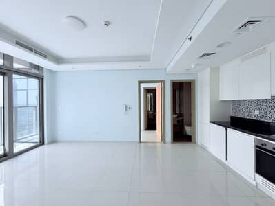 1 habitación Apartamento para en Alquiler en Business Bay, Dubai - Apartamento en Business Bay，DAMAC Paramount Tower (Midtown) Hotel And Residences, 1 dormitorio, 110000 AED - 15244559