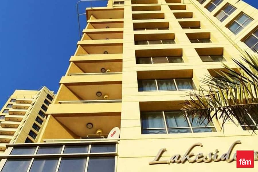 Pool View , Bright Layout , Great Investment Pool View , Bright Layout , Great Investment