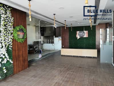 Shop for Rent in Al Barsha, Dubai - 3. jpg