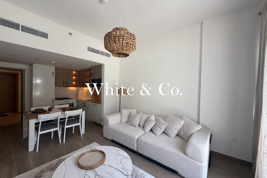 Podium level | Pool View | One Bedroom Podium level | Pool View | One Bedroom