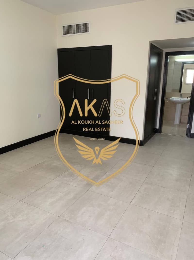 VERY SPACIOUS THREE BEDROOM CLOSE TO RIGGA METRO JUST 100k ONLY