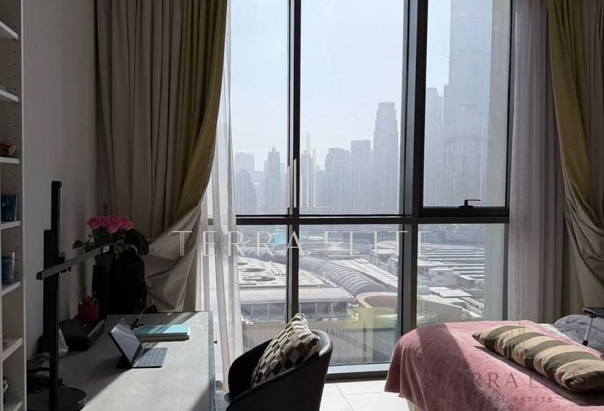 Fully Furnished | Vacant | Burj Khalifa view - Image 7