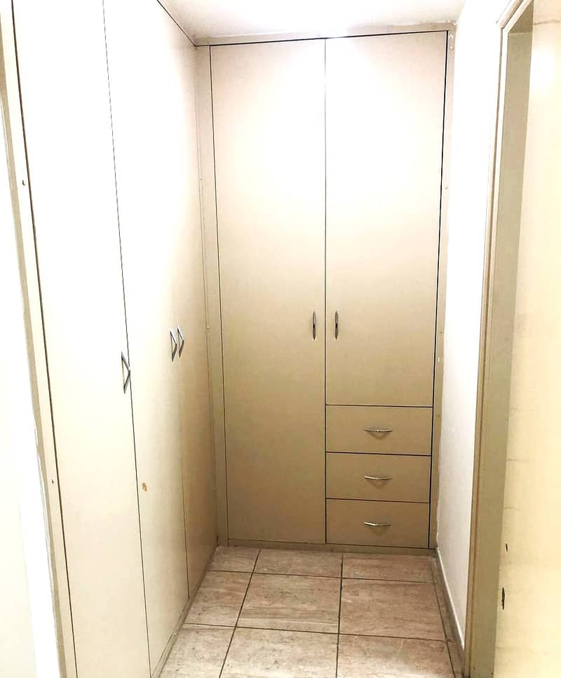 7 Wardrobes 2. jpg