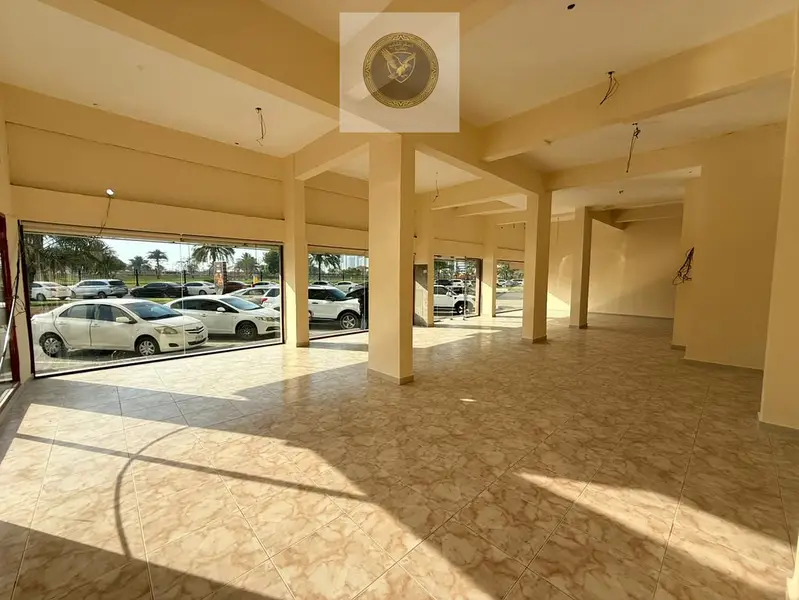 Prime investment main road spacious layout - View 3