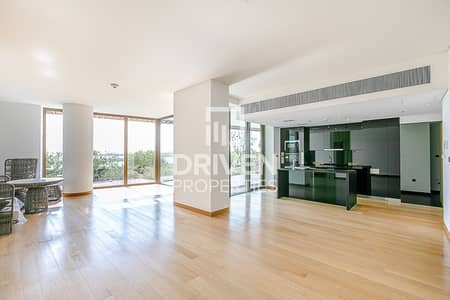 Beautiful 3BR + I Sea I Burj Al arab l City View Beautiful 3BR + I Sea I Burj Al arab l City View