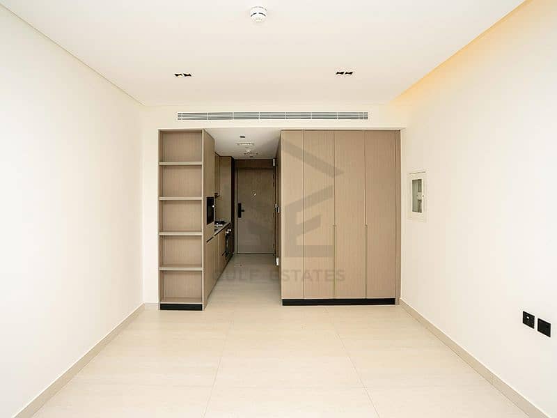 Modern & Brand New | Ready to Move | 4 Cheques - Image 4