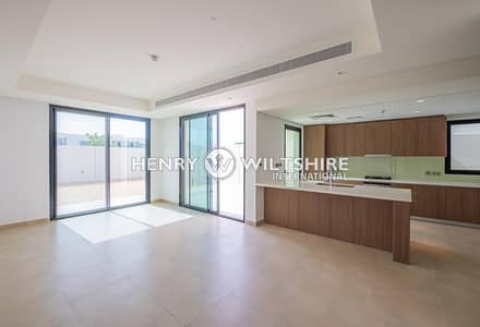 2 Bedroom Townhouse for Rent in Yas Island, Abu Dhabi - Single row townhouse | One of the best locations 2 Bedroom Townhouse for Rent in Yas Island, Abu Dhabi - Single row townhouse | One of the best locations