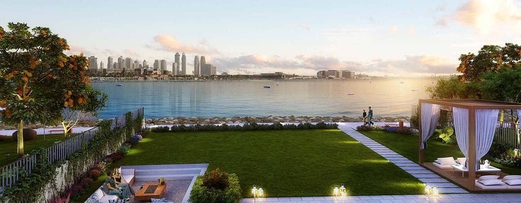 12 Amazing Sea Facing Villa at La Mer with Dubai Skyline View