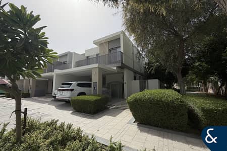 4 Bedroom Townhouse for Rent in Tilal Al Ghaf, Dubai - Park Backing | Landscaped | Corner Plot 4 Bedroom Townhouse for Rent in Tilal Al Ghaf, Dubai - Park Backing | Landscaped | Corner Plot