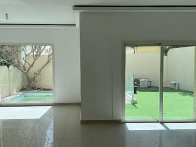 5 Bedroom Villa for Rent in Al Reef, Abu Dhabi - dd09db21-2438-494c-a3a1-e837c5c91dae. jpg